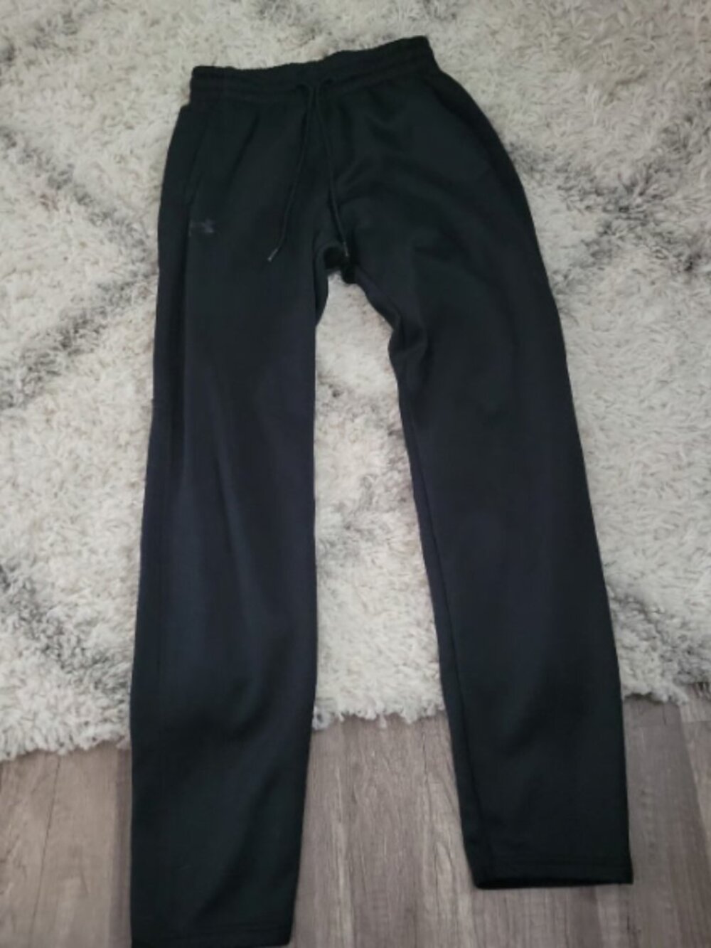 Men's size small Under armour black pants